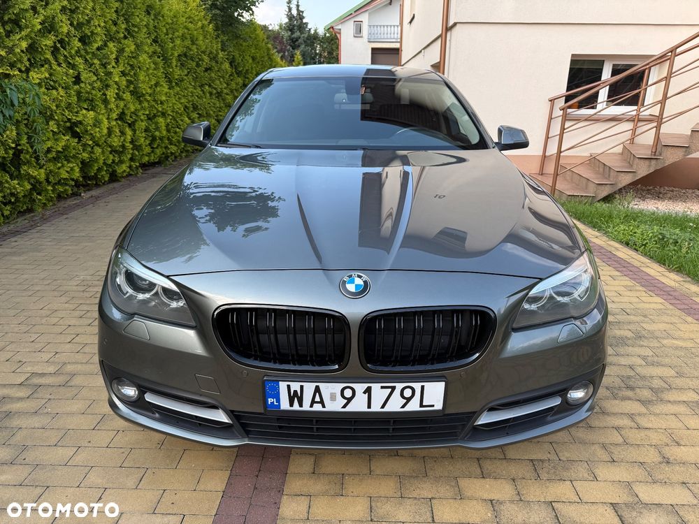 BMW Seria 5 520d xDrive - 7
