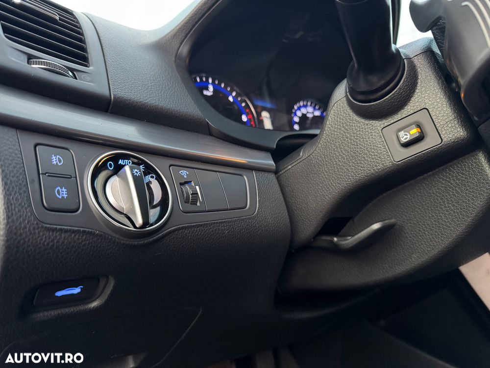 Hyundai i40 1.7 CRDI DPF Aut. Highway+ - 19