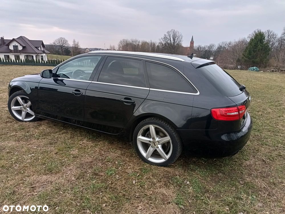 Audi A4 Avant 2.0 TDI Quattro S tronic - 12
