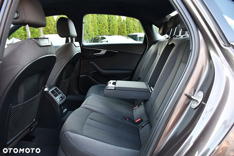 Audi A4 Limousine 1.4 TFSI Sport - 20