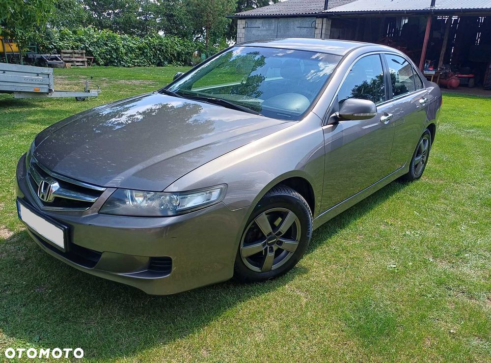 Honda Accord - 1