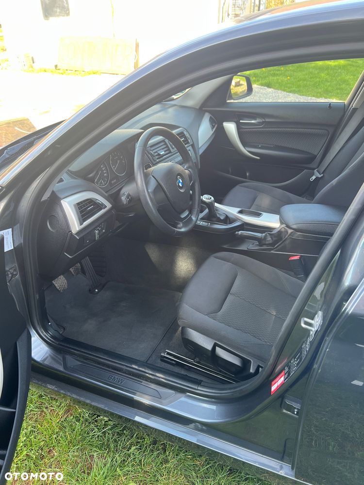 BMW Seria 1 114i - 10