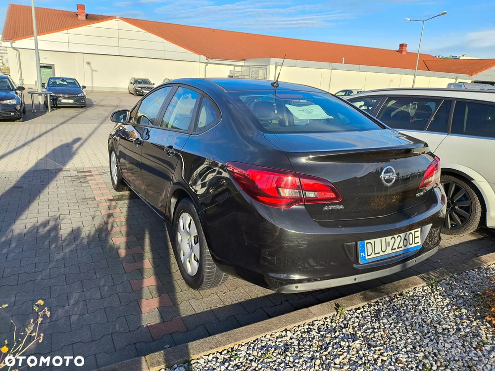 Opel Astra 1.6 CDTI Active - 9