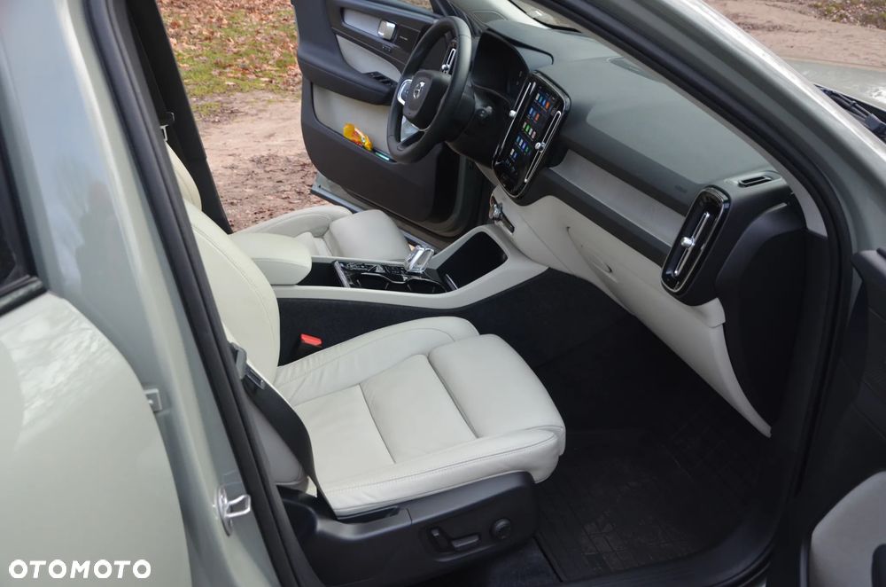 Volvo XC 40 B5 B AWD Ultimate Dark - 13