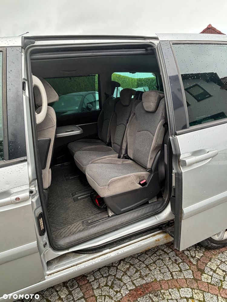 Peugeot 807 140 Family - 12