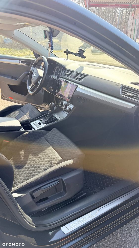 Skoda Superb 1.6 TDI DSG Ambition - 9