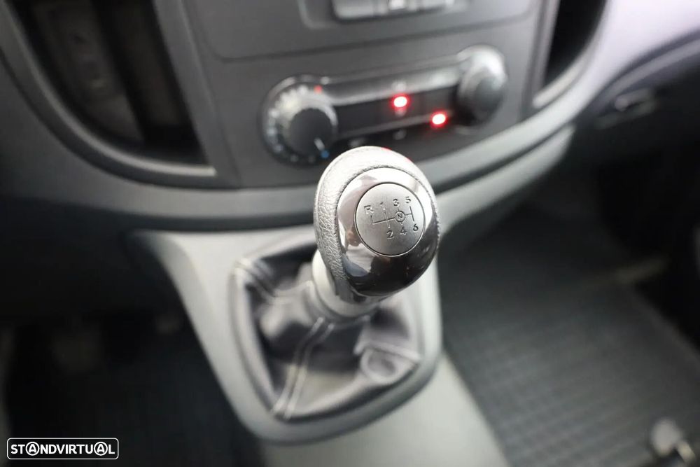 Mercedes-Benz Vito Tourer (BlueTEC) Extra-Longa PRO - 37