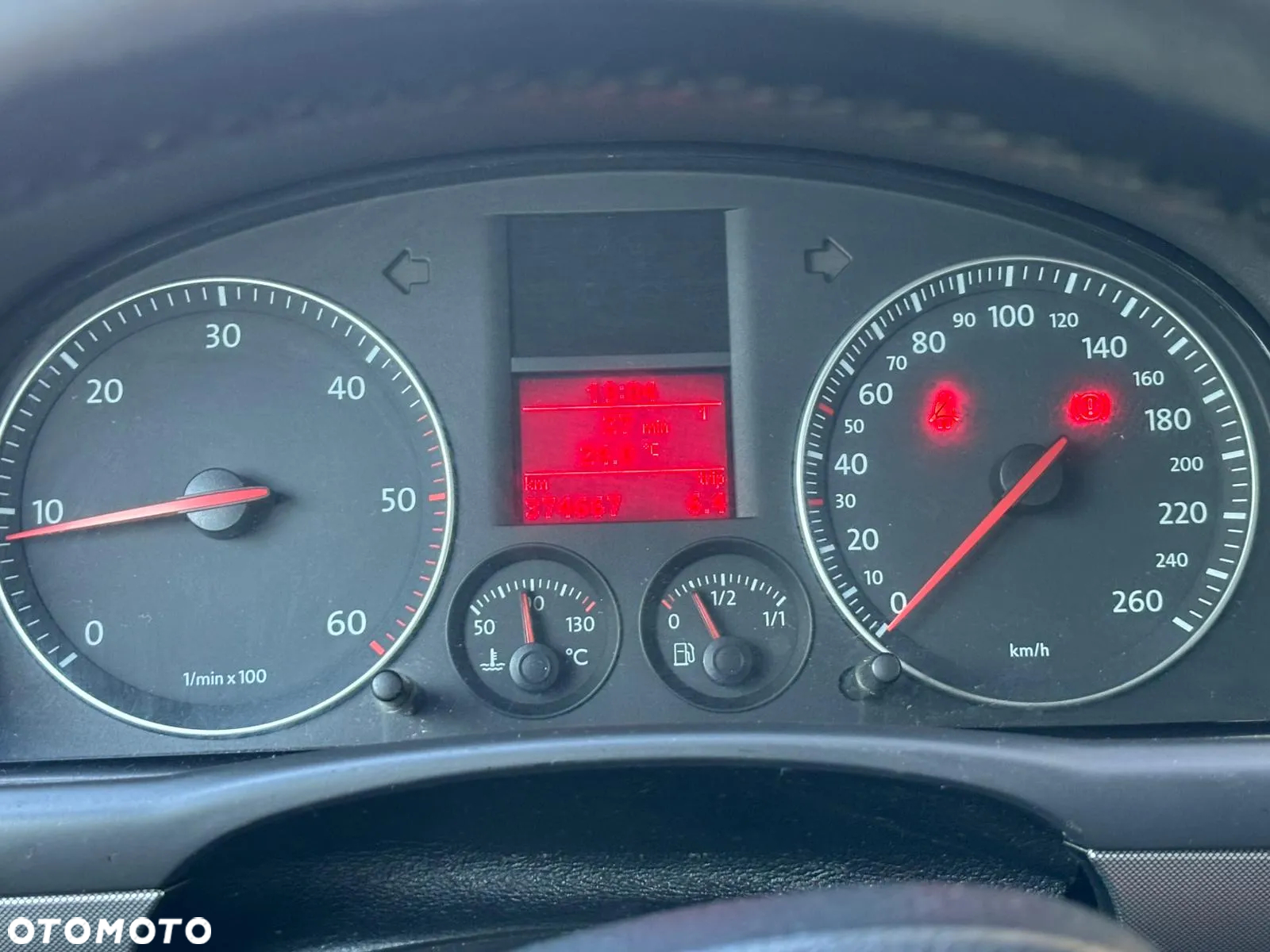 Volkswagen Touran 2.0 TDI DPF Comfortline - 5