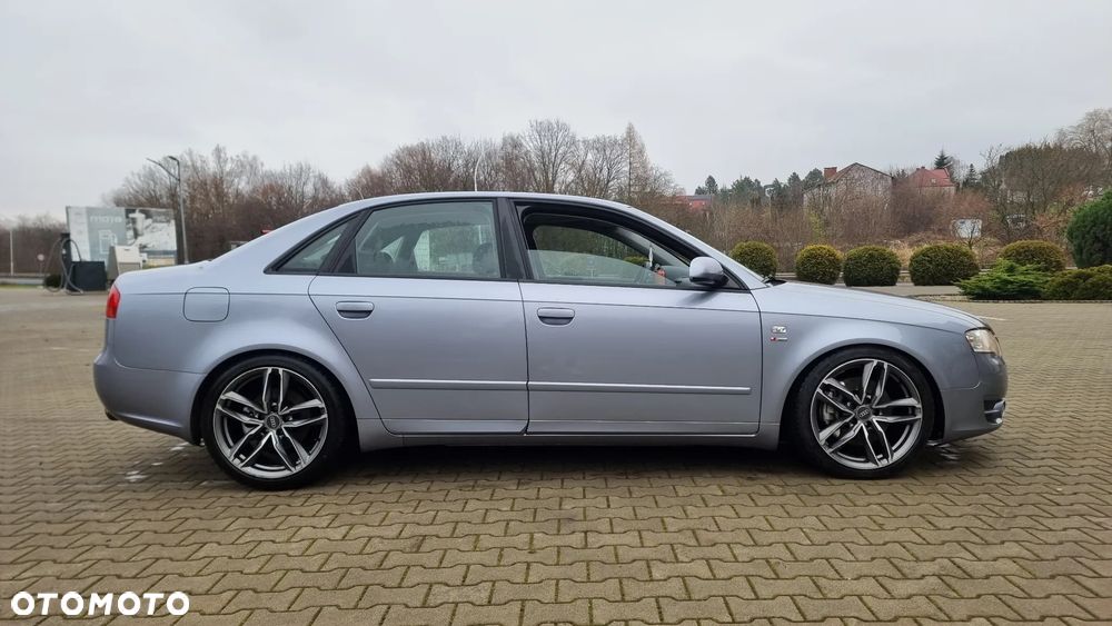 Audi A4 Limousine 2.0 T FSI - 4