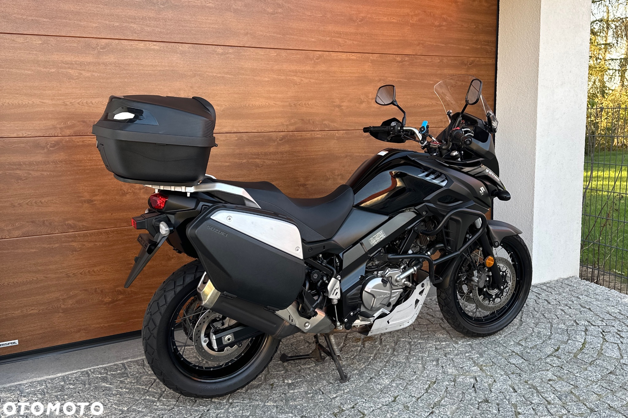 Suzuki DL - 4