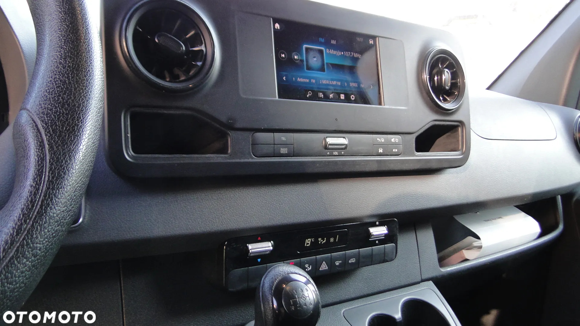 Mercedes-Benz SPRINTER - 13