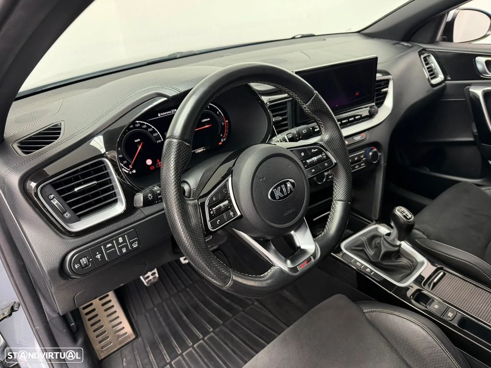 Kia ProCeed 1.6 CRDi GT Line - 9