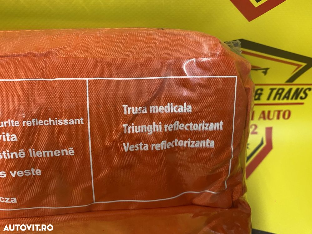Kit trusa medicala de prim ajutor, triunghi-vesta reflectorizanta - 6