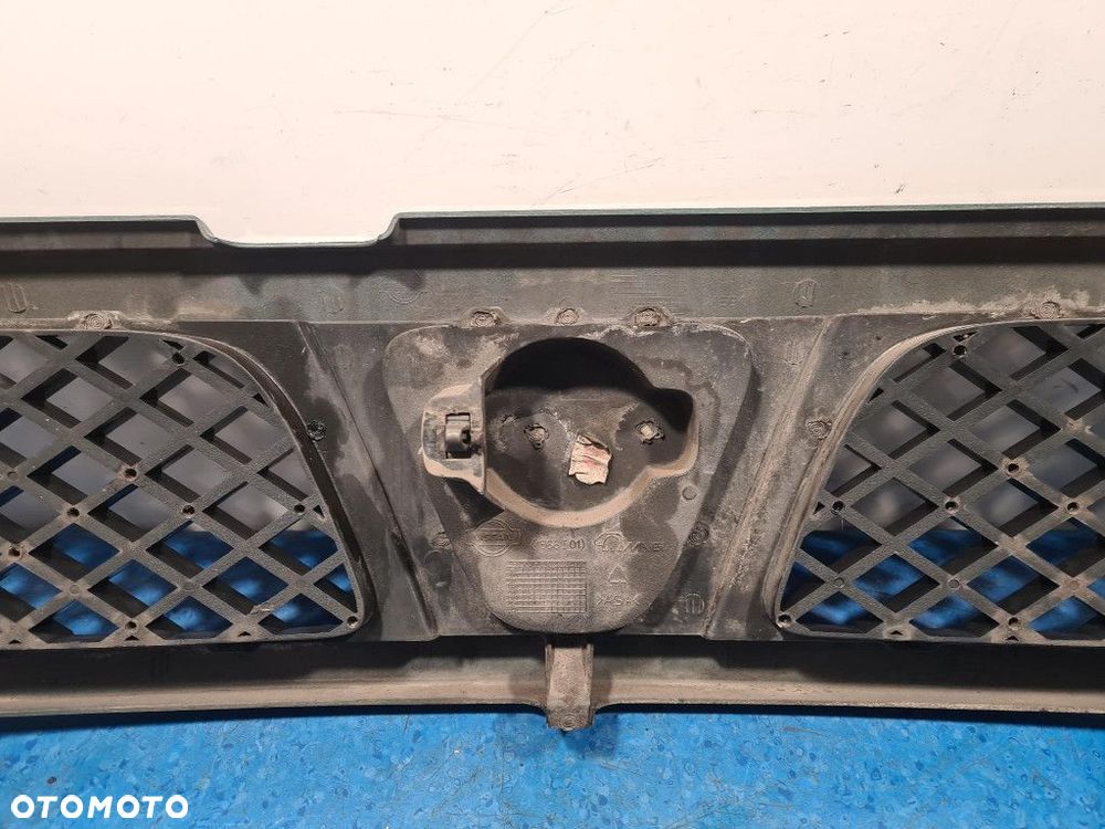 NISSAN TERRANO II LIFT ATRAPA / GRILL - 7