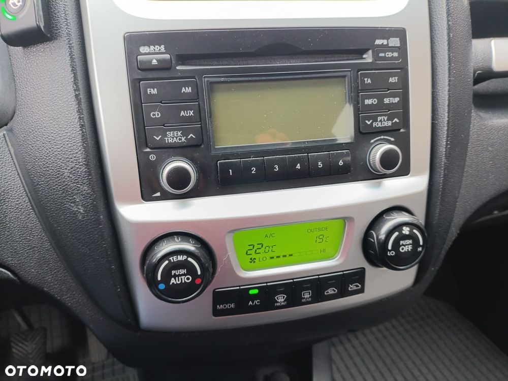 Kia Sportage 2.0 Tour - 7