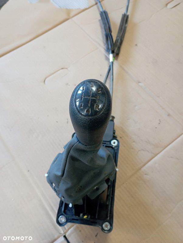 DACIA DOKKER WYBIERAK LEWAREK ZMIANY BIEGÓW MANUAL 349018943R - 2