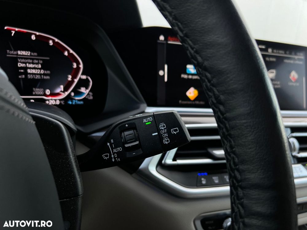 BMW X5 xDrive45e - 38