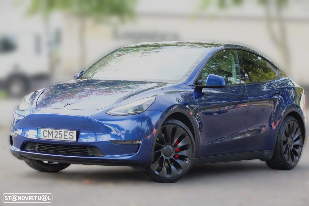 Tesla Model Y Performance Dual Motor AWD - 2