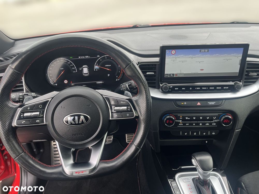 Kia ProCeed 1.6 T-GDI GT DCT - 13