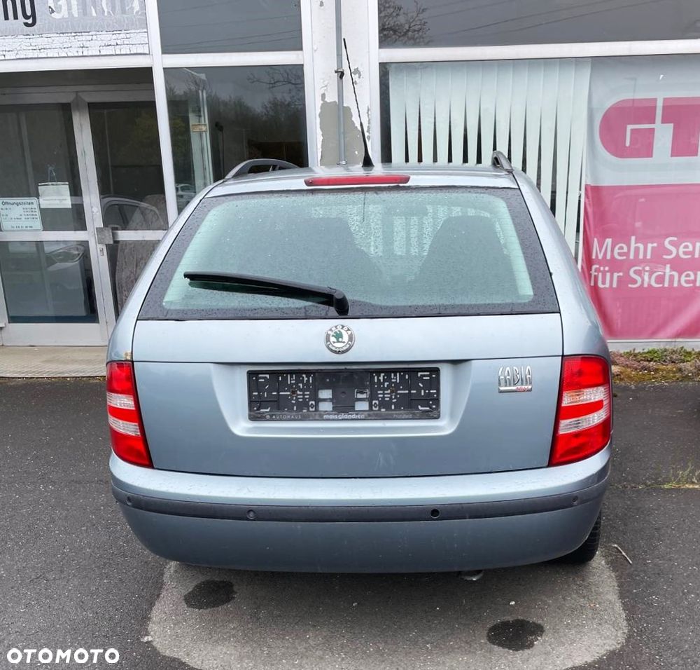 Skoda Fabia 1.4 16V Combi Comfort - 4