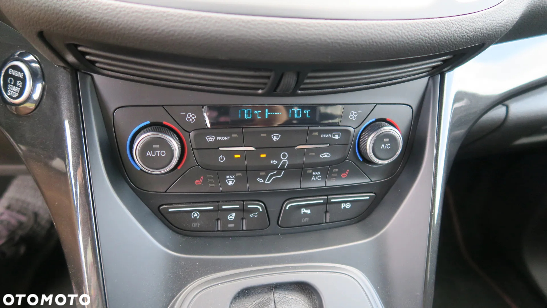 Ford Kuga - 29
