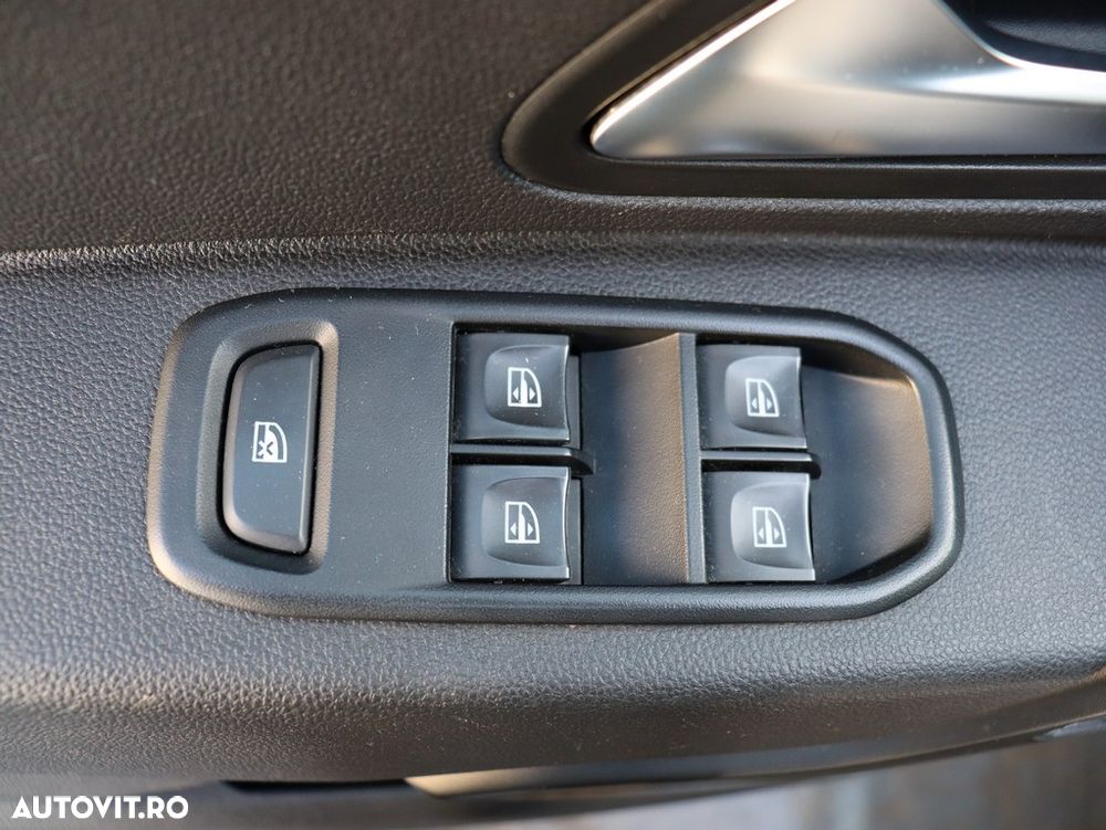 Dacia Duster Blue dCi 115 4WD Comfort - 12