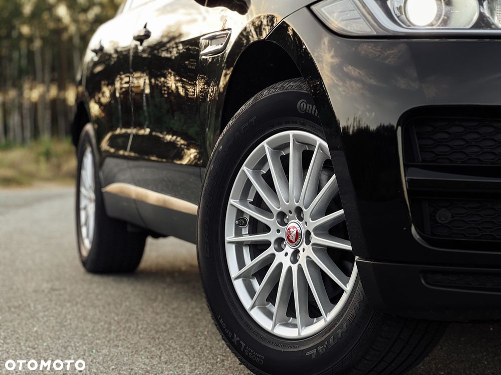 Jaguar F-Pace 2.0 i4D AWD Pure - 8