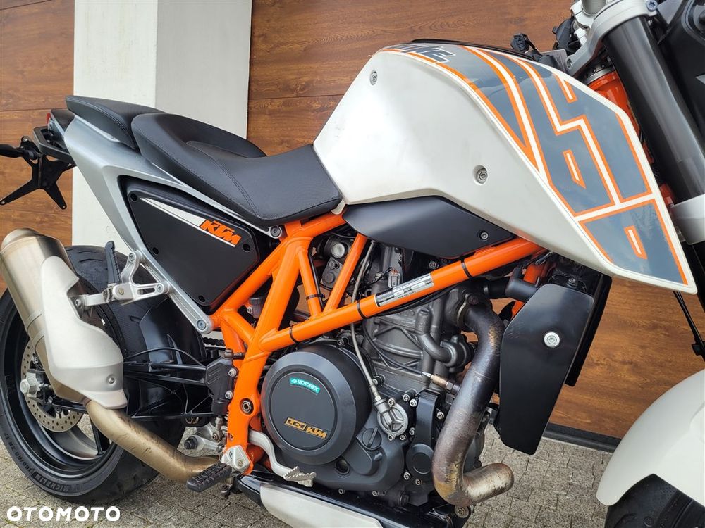 KTM Duke - 16