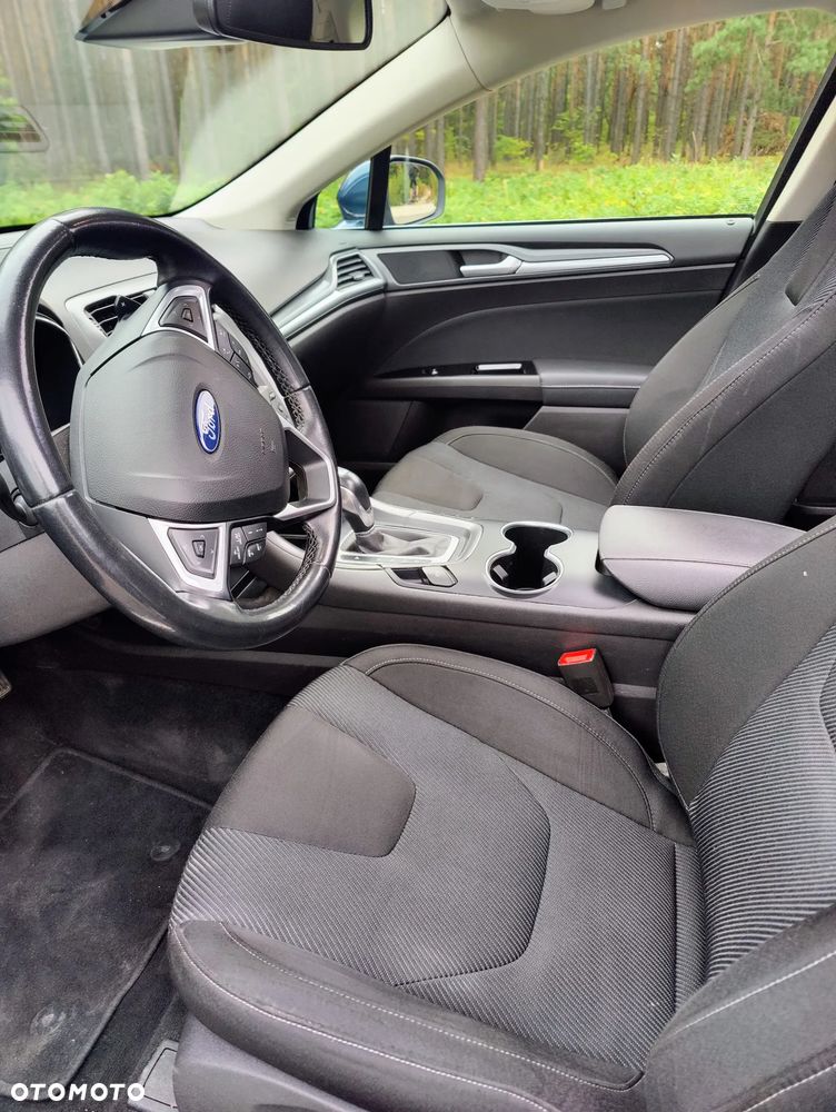 Ford Mondeo 2.0 TDCi Titanium PowerShift - 9