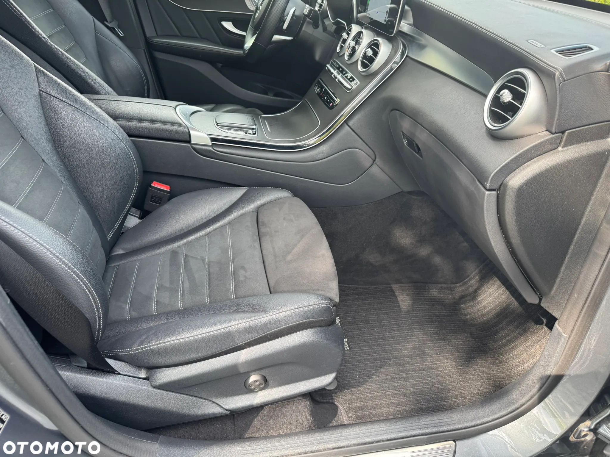Mercedes-Benz GLC 200 d 4-Matic Business Edition - 18