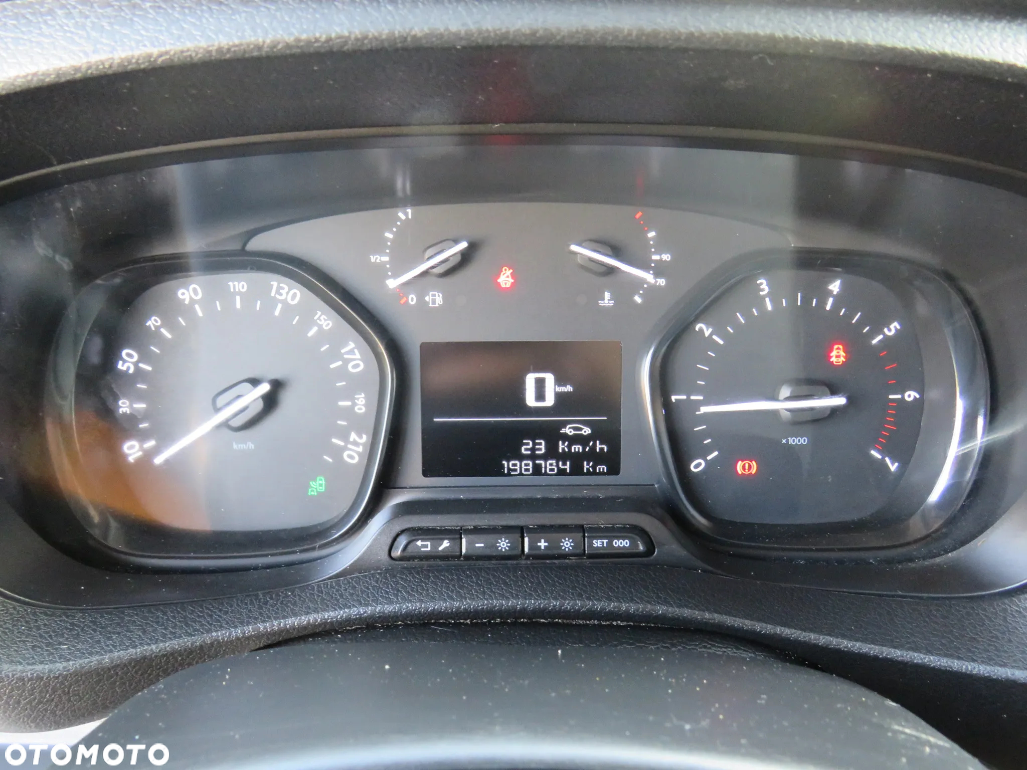 Citroën Jumpy Long 2.0 Blue HDI 120Ps - 28