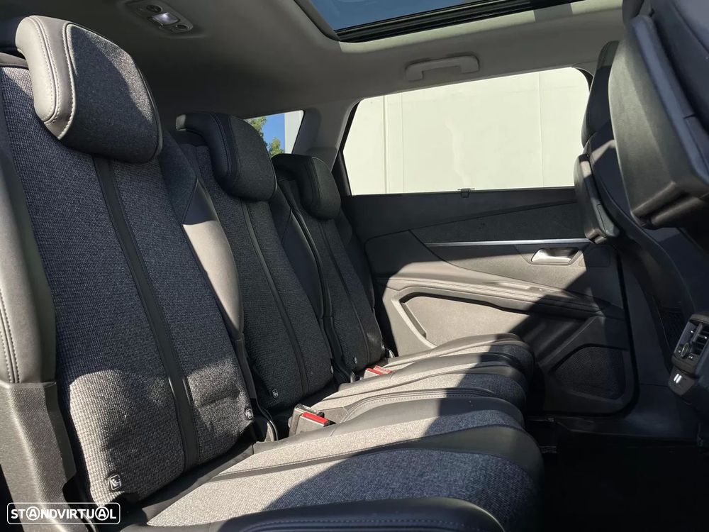 Peugeot 5008 BlueHDI 130 Allure - 22