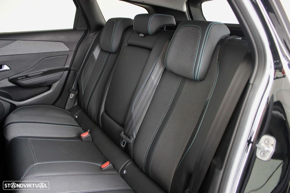 Peugeot 308 1.2 PureTech Allure EAT8 - 15