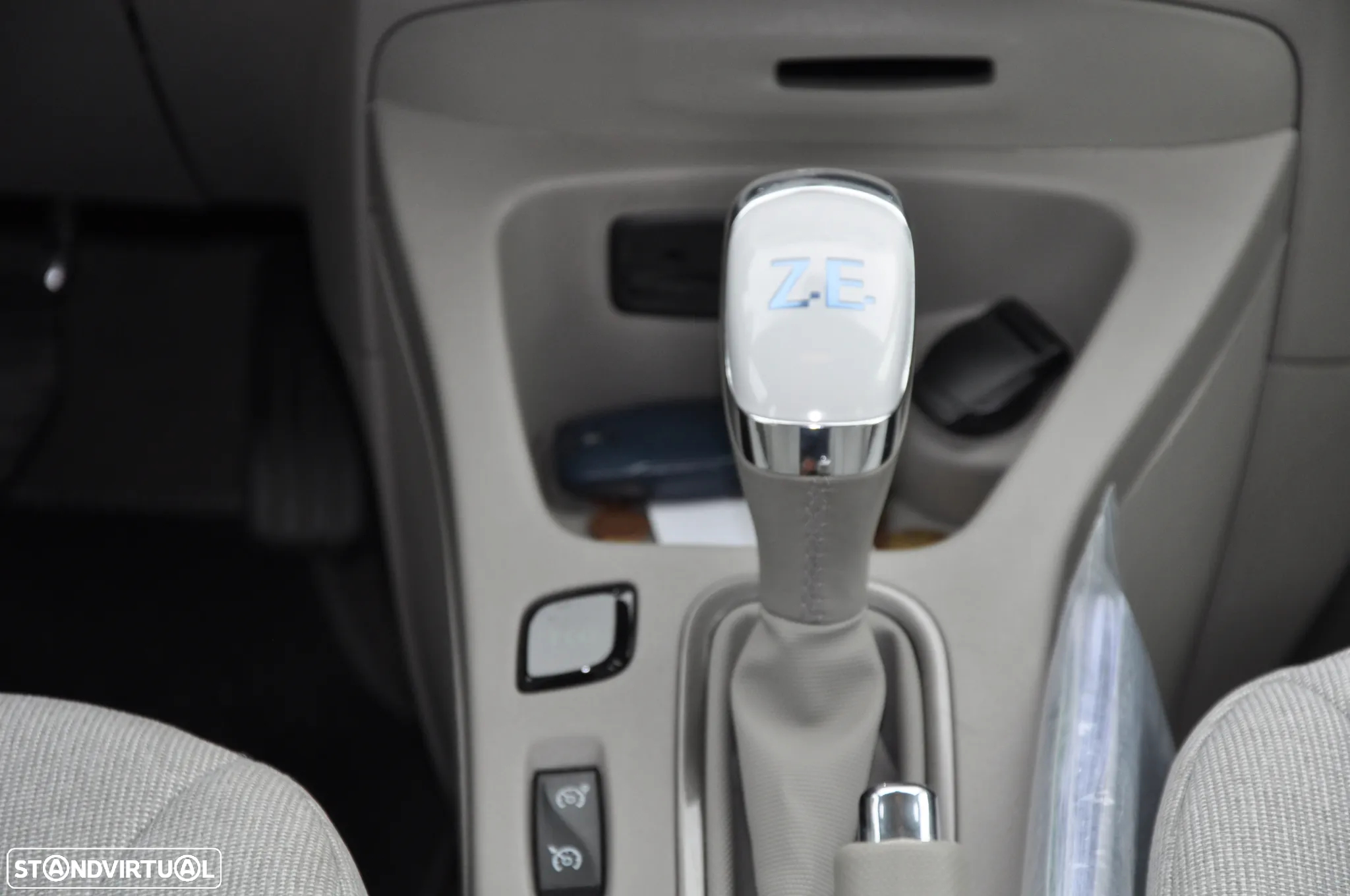 Renault Zoe (c/ Bateria) Life 40 - 24