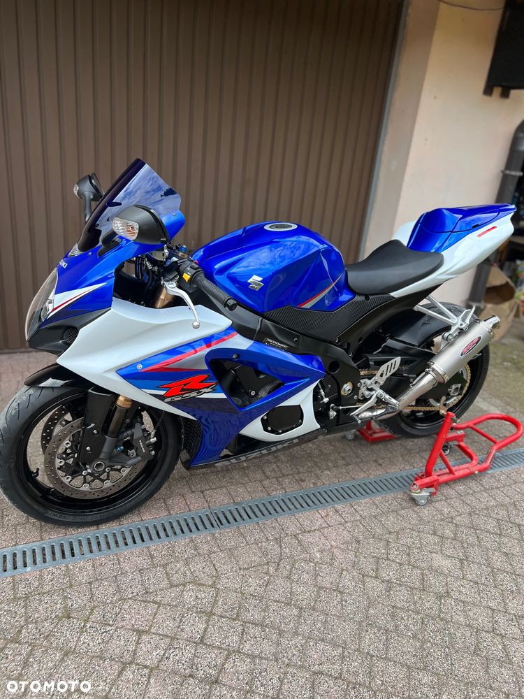 Suzuki GSX-R - 4