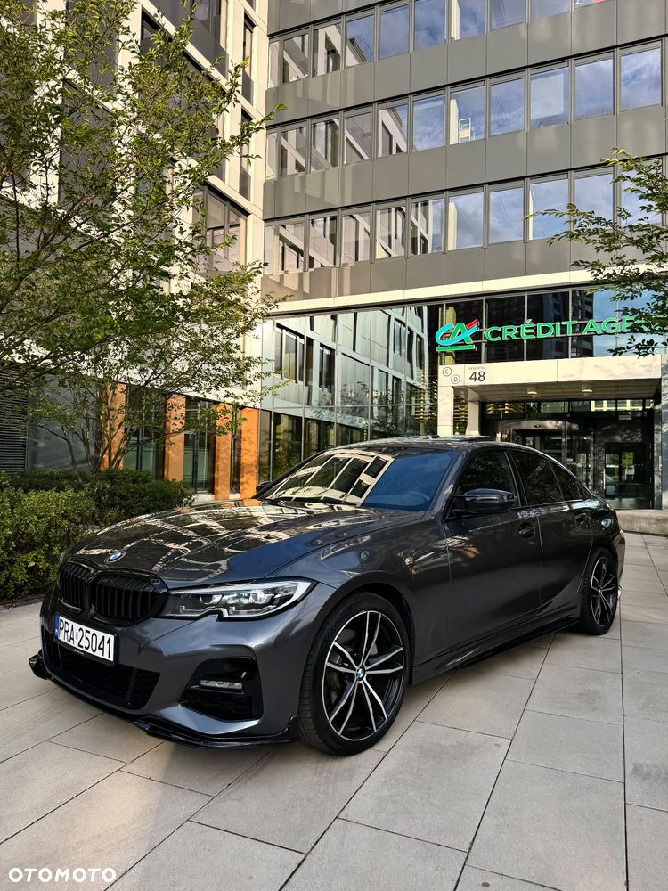 BMW Seria 3 330i xDrive M Sport - 3