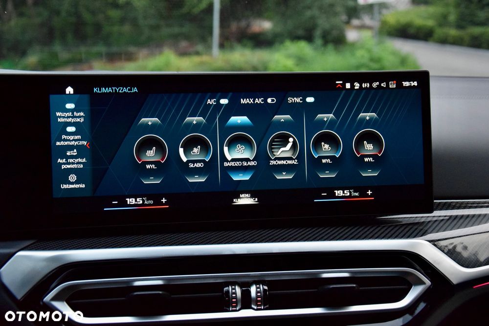 BMW M3 Competition M xDrive - 28