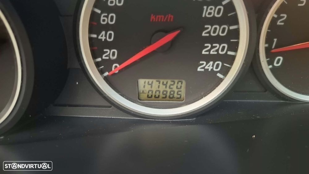 Nissan Primera - 8