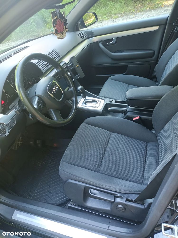 Audi A4 Avant - 29