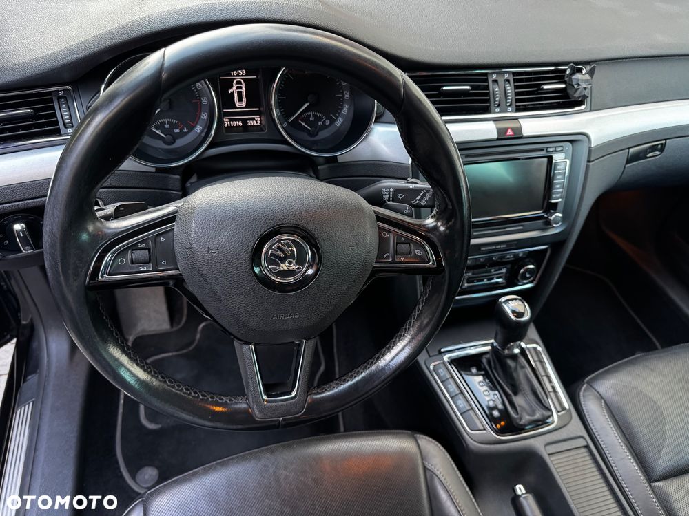 Skoda Superb 2.0 TDI Platinum Outdoor DSG - 9