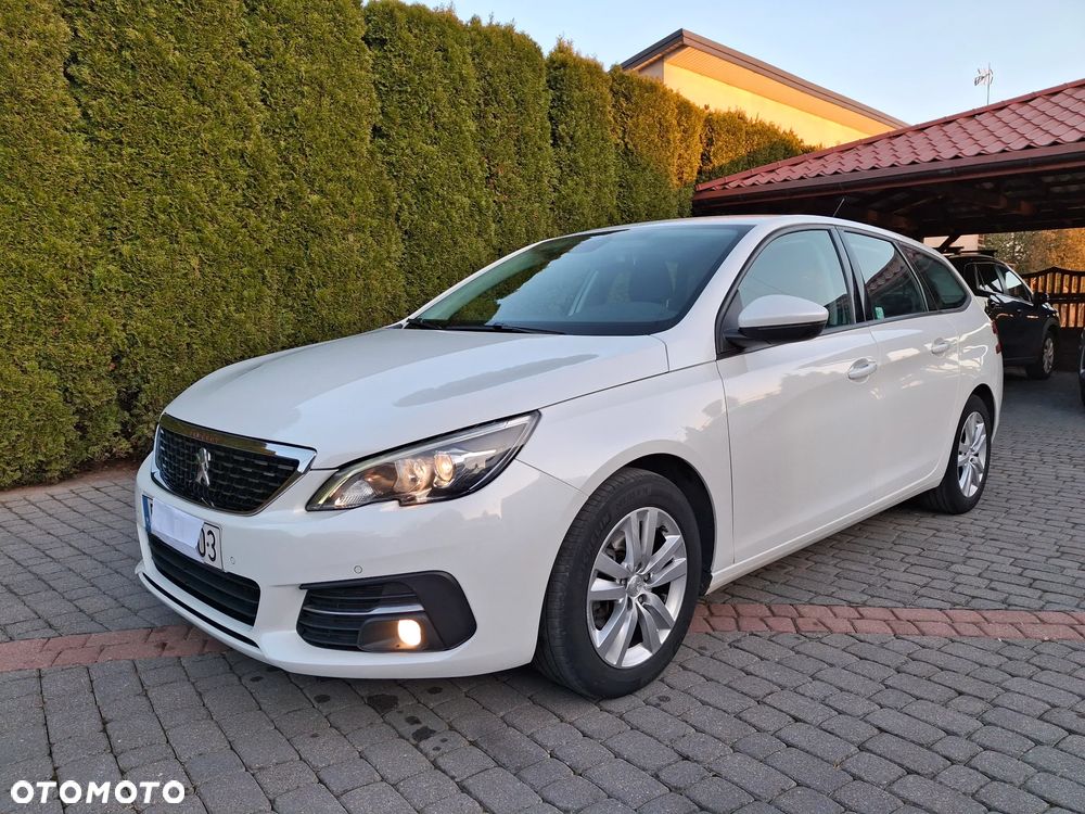 Opel Astra 1.6 CDTI Enjoy S&S - 2