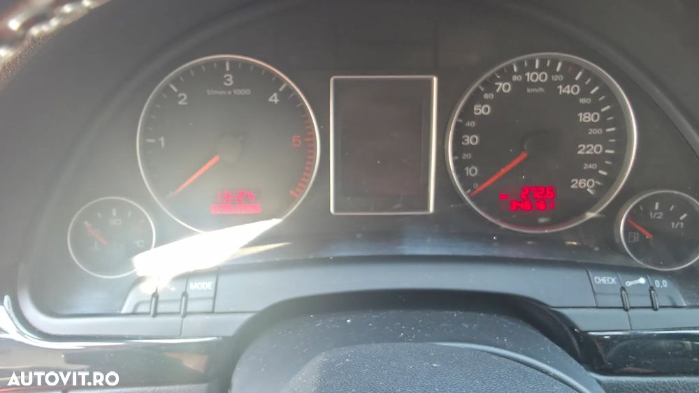 Audi A4 Avant - 8