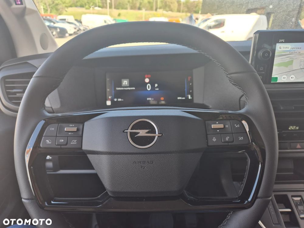 Opel Vivaro Brygadowy 5 miejsc XL 2.2 HDI 180KM Automat Webasto - 14