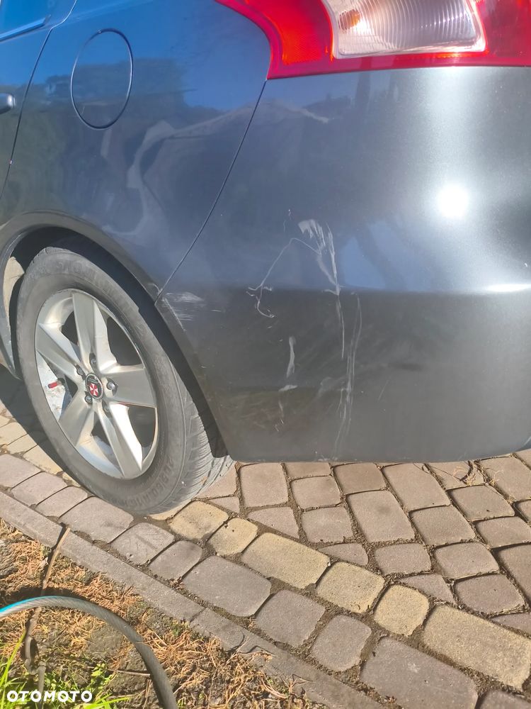 Mitsubishi Lancer 1.8 Invite - 10