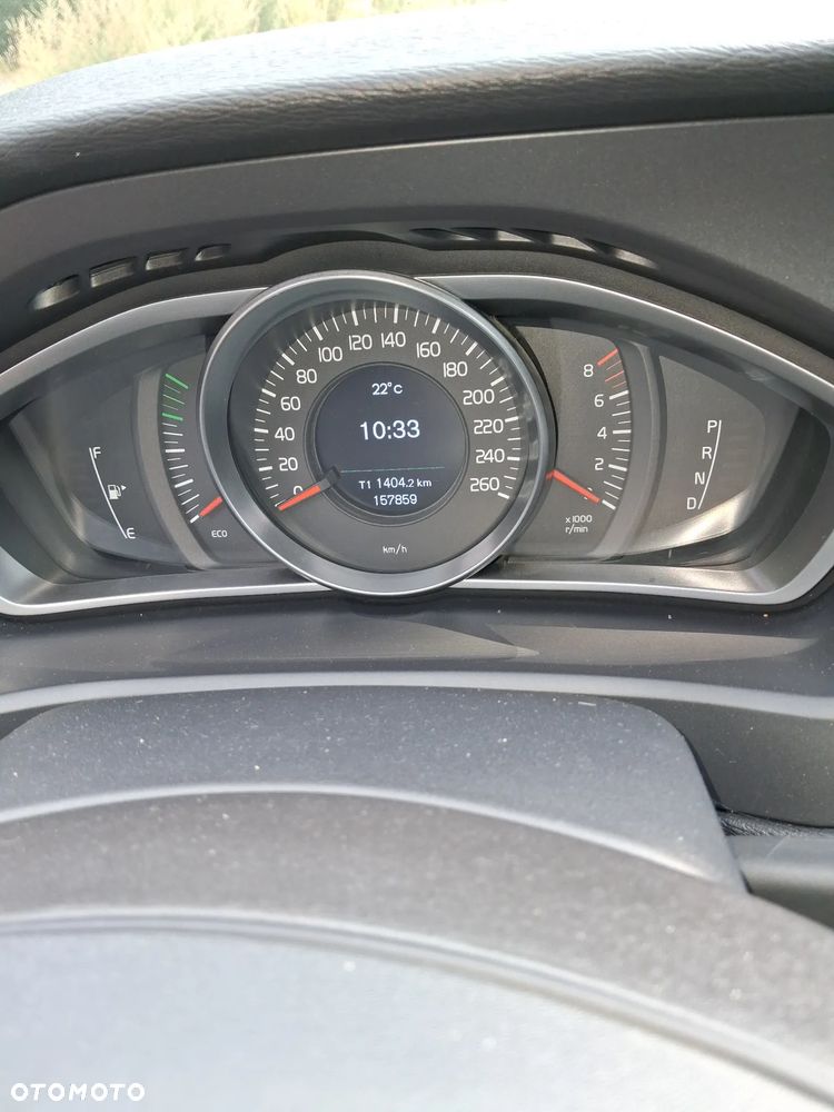 Volvo V40 T4 Momentum - 20