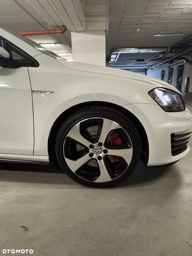 Volkswagen Golf 2.0 TSI BMT GTI Performance DSG - 17