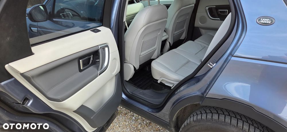 Land Rover Discovery Sport 2.0 D180 HSE - 10