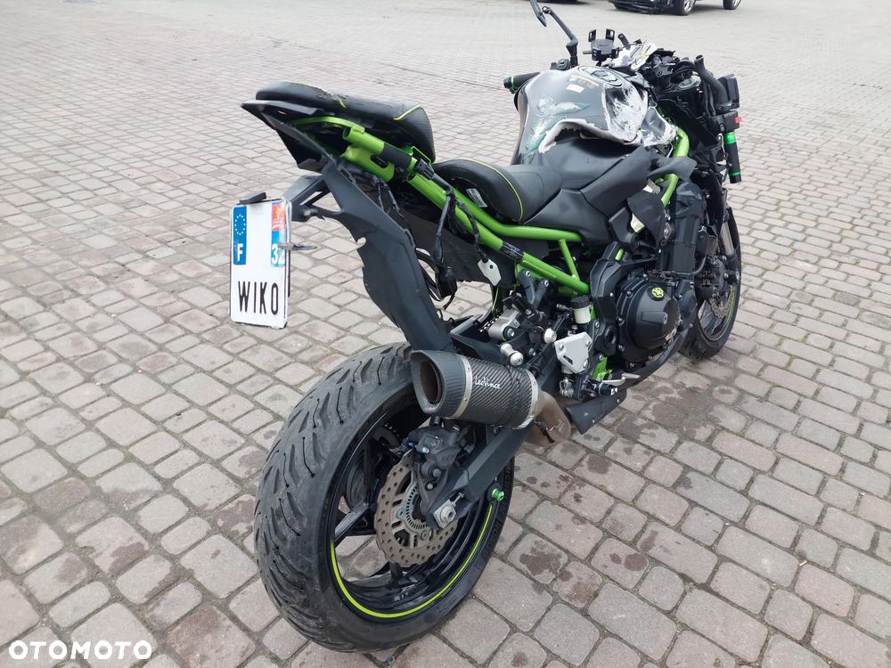 Kawasaki Z 900 - 8