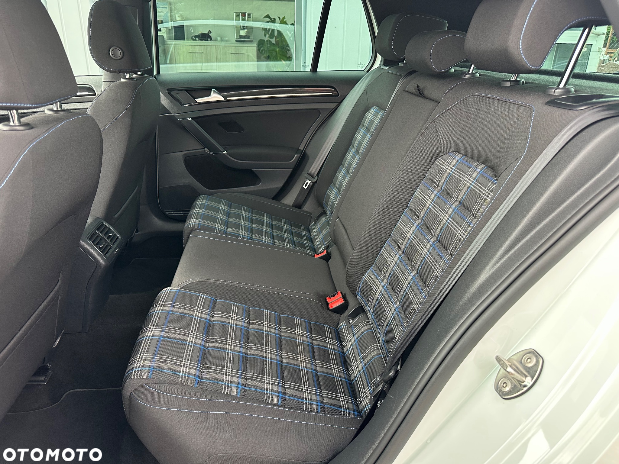 Volkswagen Golf VIII 1.4 TSI Plug-In Hybrid GTE DSG - 14
