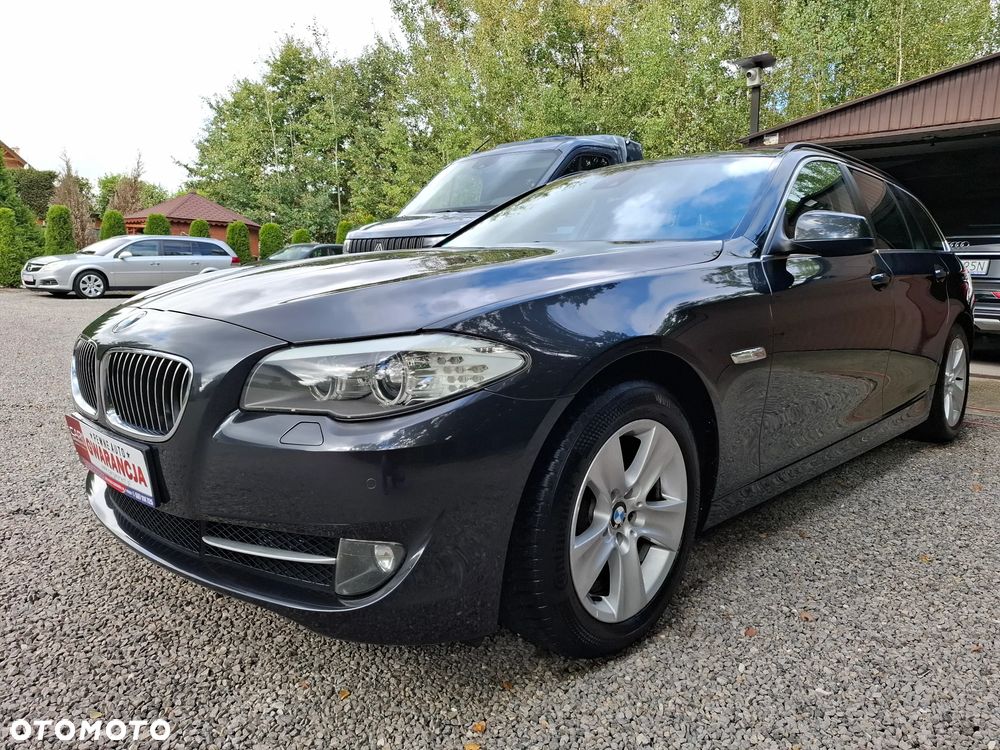 BMW Seria 5 520d Luxury Line - 3